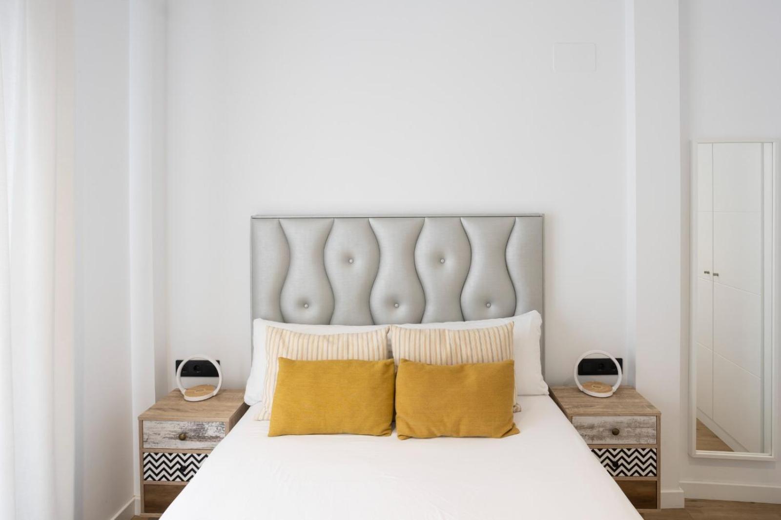 Private & Pool Goyeneta Sevilla Urban Apartment Kültér fotó
